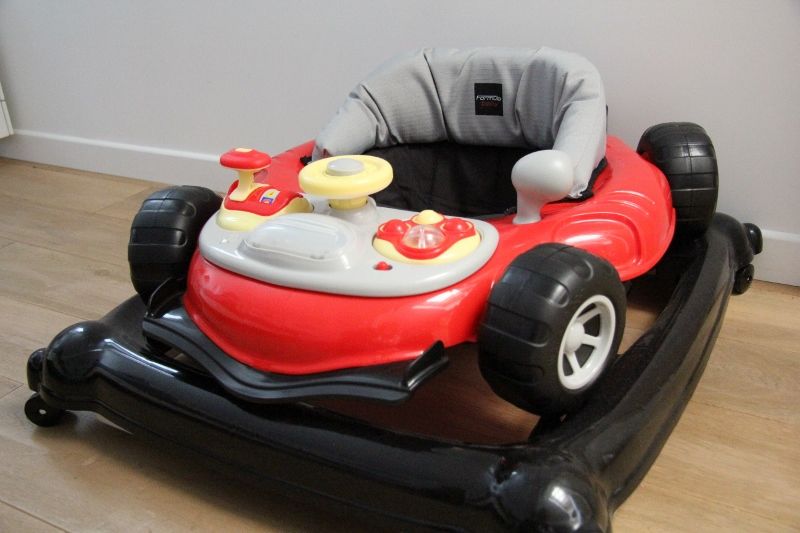 trotteur bébé formule 1