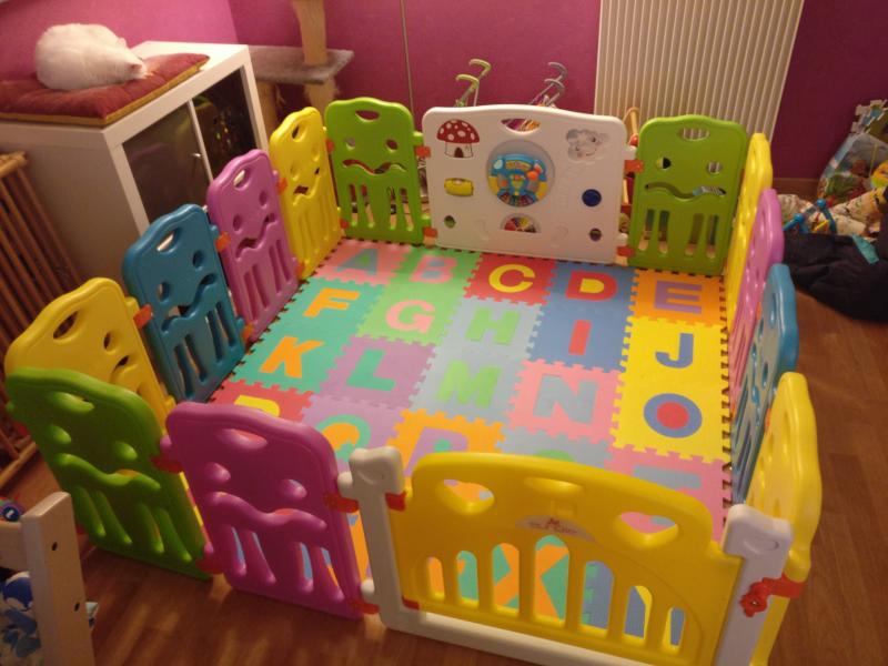 Parc Bebe Plastique Avec Tapis Enredada Parc Bebe Plastique Avec Tapis Enredada