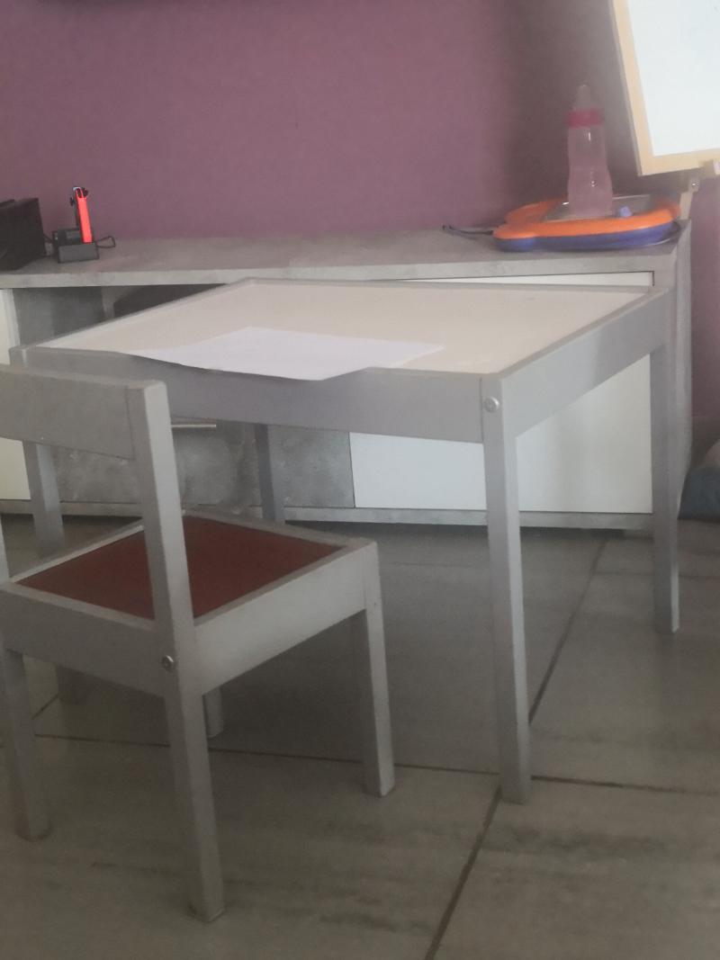 Table et deux chaises enfant Latt IKEA  Comparateur, Avis, Prix