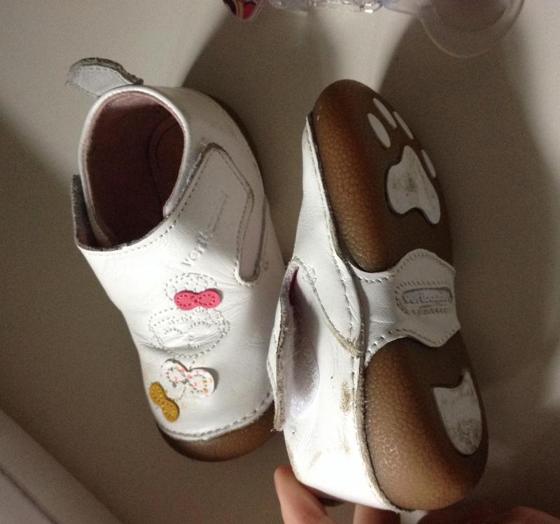 Predsedatel Paine Gillic Nesotvetstvie Vertbaudet Chausson Bebe Imigraciya Izolaciya Melodramatichen