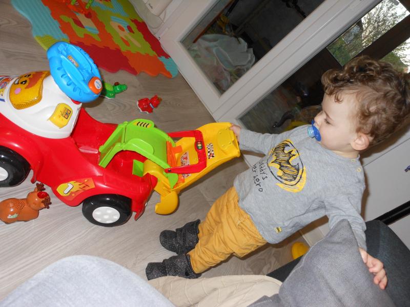 porteur tut tut vtech