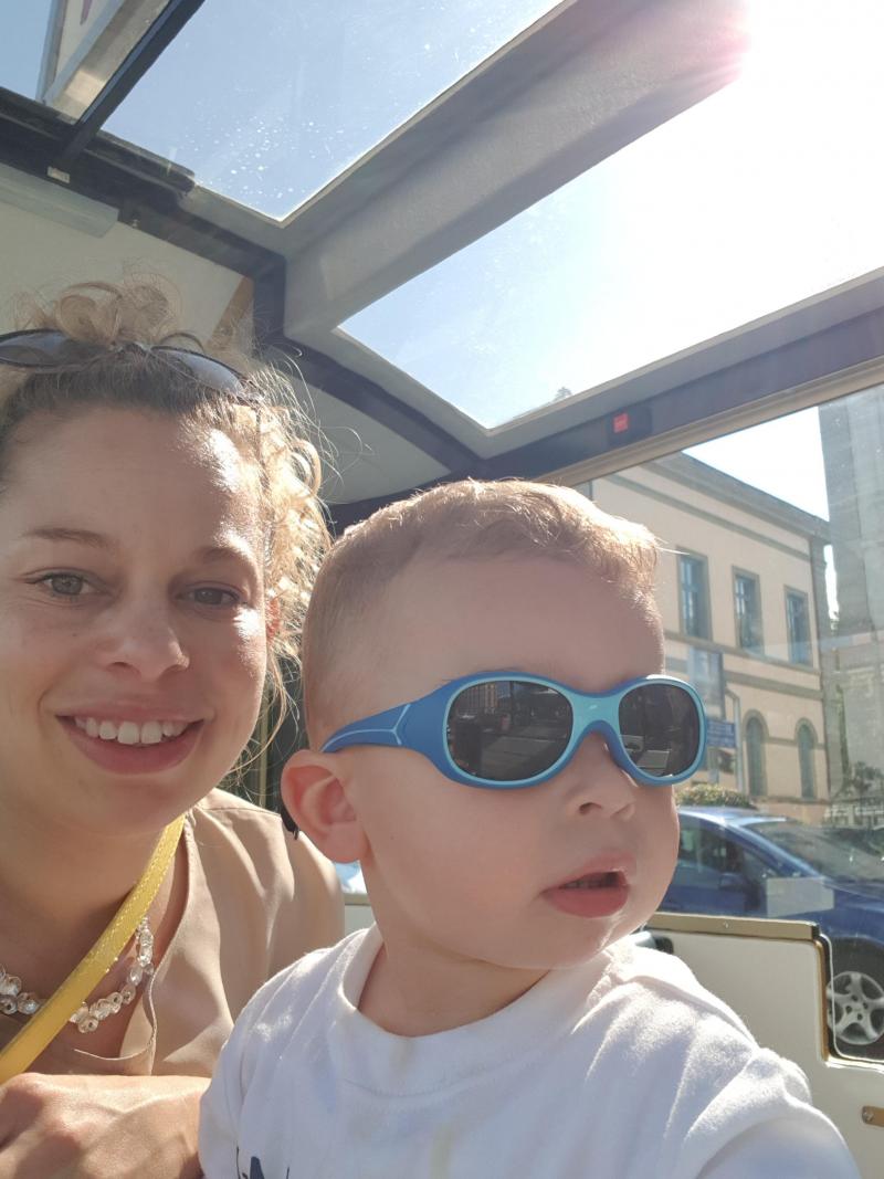 Budget Tu Es Irregulier Lunette De Soleil Cebe Bebe Placard Poids Probleme