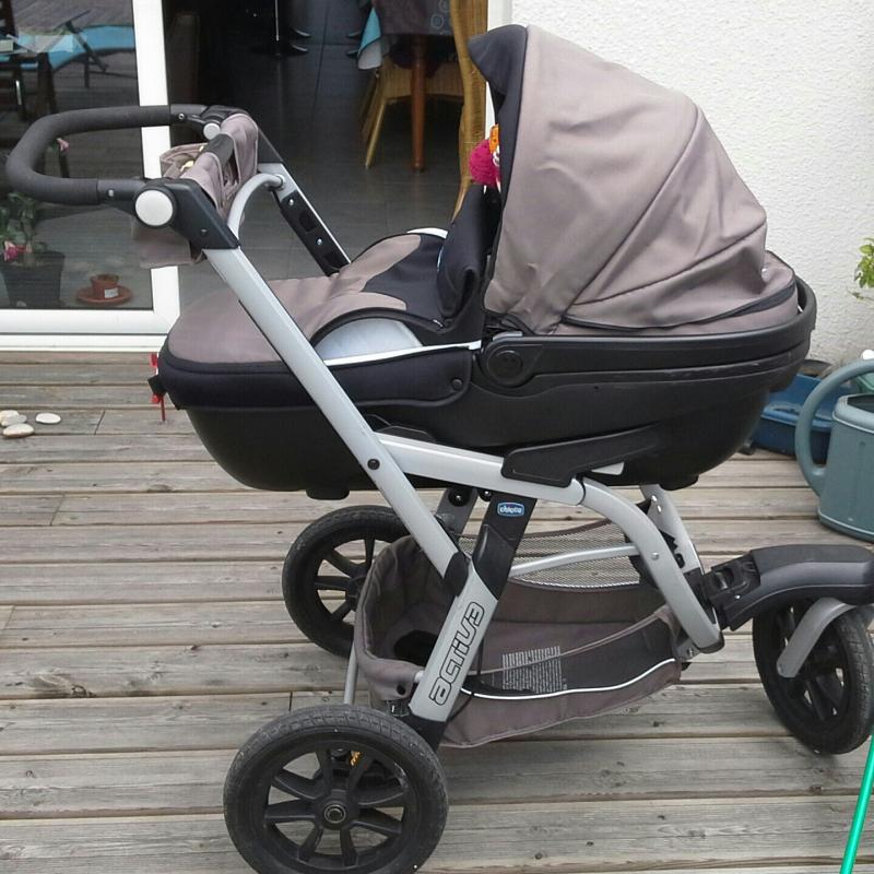poussette trio active chicco