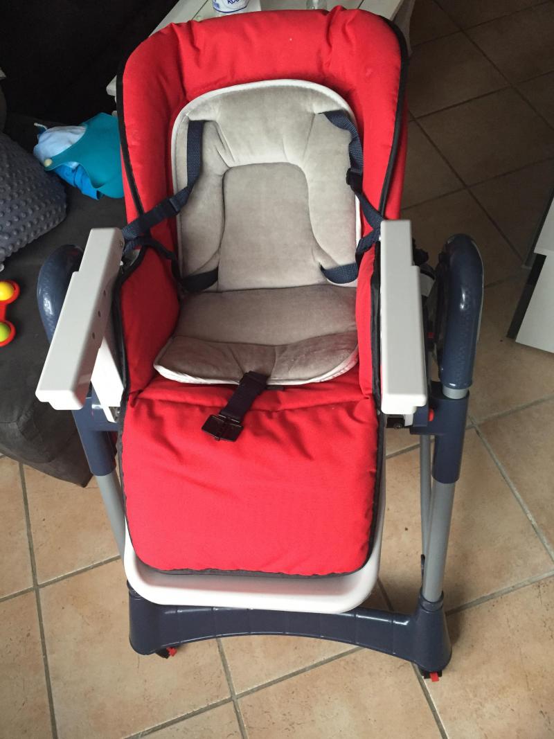 Monsieur Bebe Chaise Haute Enfant Pliable Reglable Hauteur Dossier Et Tablette Bebe Puericulture Le Repas De Bebe