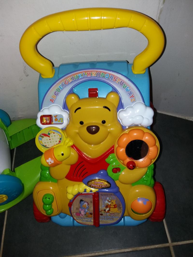 pousseur winnie vtech