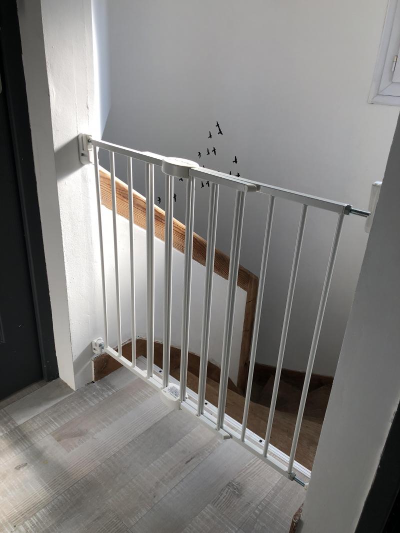 Barrière de Sécurité Métal à Visser Extensible Easy Close
