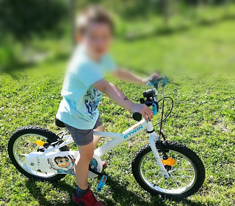 Vélo enfant 16 pouces Jack Pirabike B twin DECATHLON
