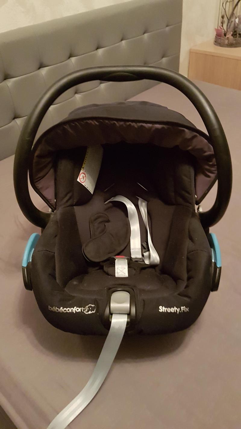 reducteur cosy bebe confort streety fix