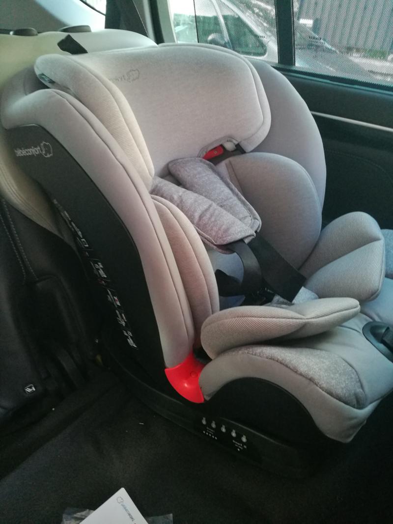 bébé confort siege auto titan